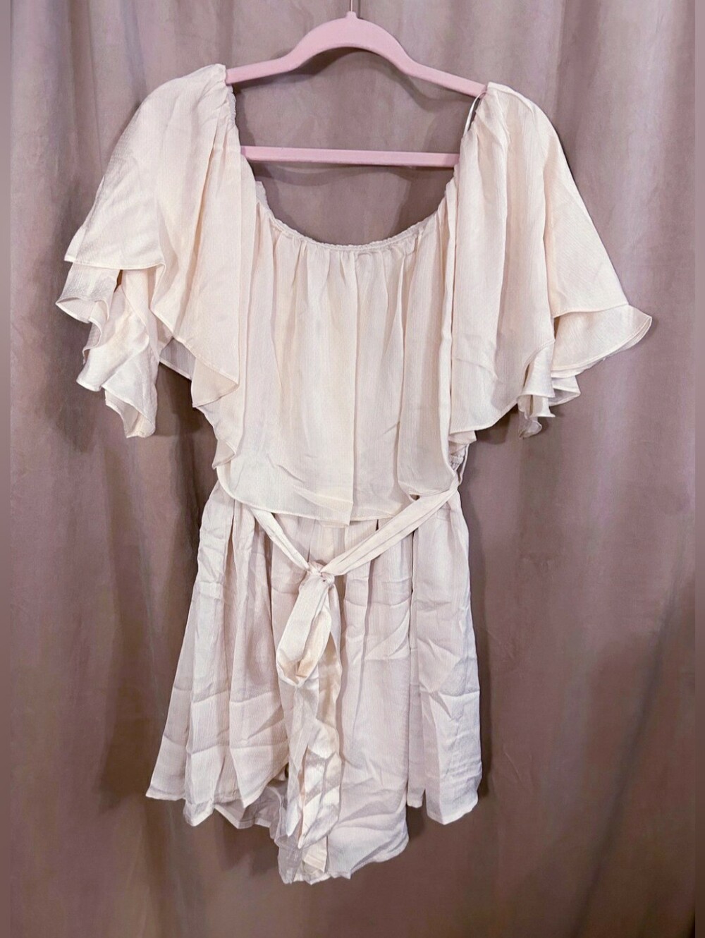 LALAVON CALL ME ANGEL SATIN TEXTURED ROMPER